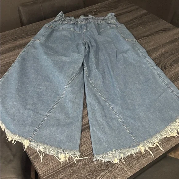 Eesome Light Blue Flare Jeans large - Picture 3 of 3